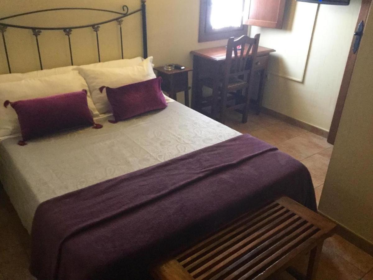 Hostal San Pedro クエンカ エクステリア 写真