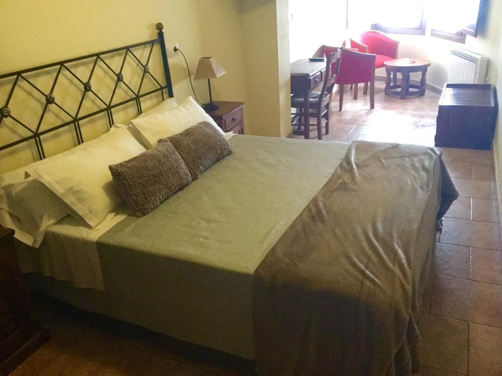 Hostal San Pedro クエンカ エクステリア 写真