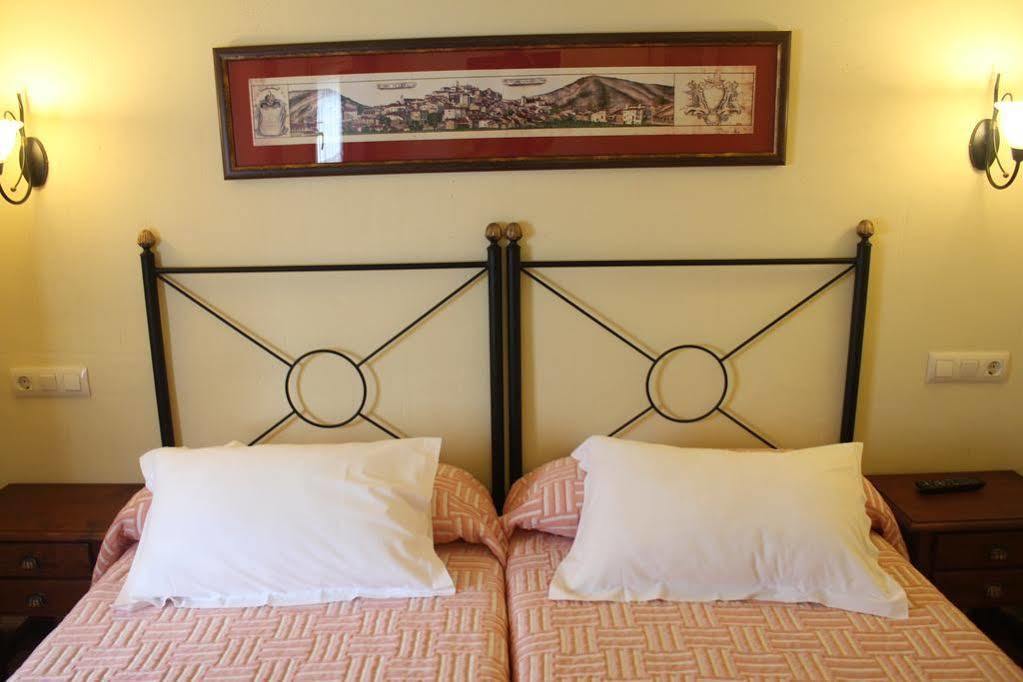 Hostal San Pedro クエンカ エクステリア 写真